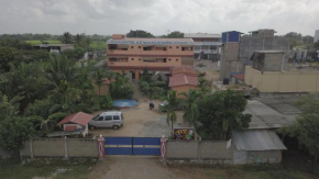 Гостиница AKR Hotel Kilinochchi  Килиноччи
